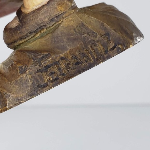 Anri Ferrandiz Wood Carved Girl Holding Heart Figurine Vintage *Chipped* - Picture 6 of 8